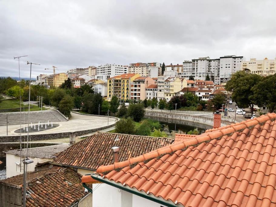 Апартаменты Casa Do Largo Браганса Экстерьер фото
